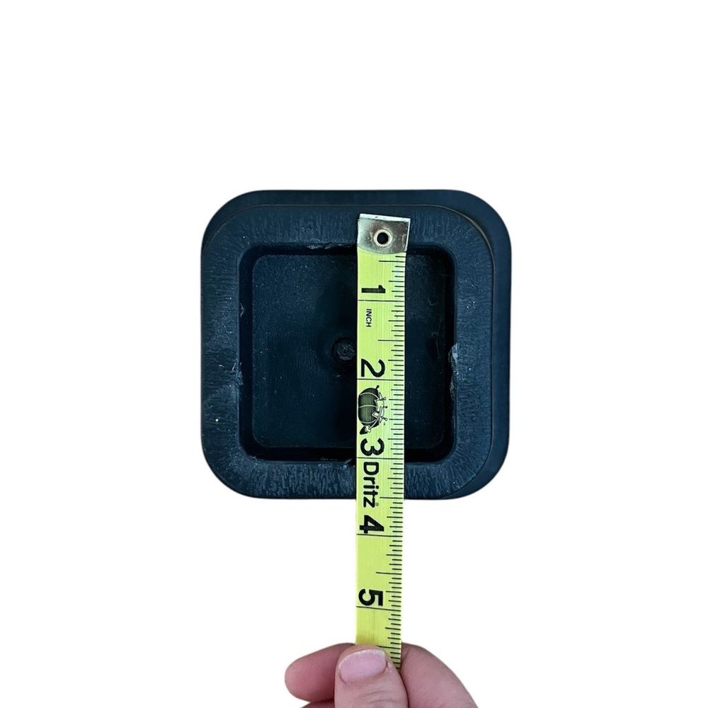 Bed risers - Picture 3 of 4